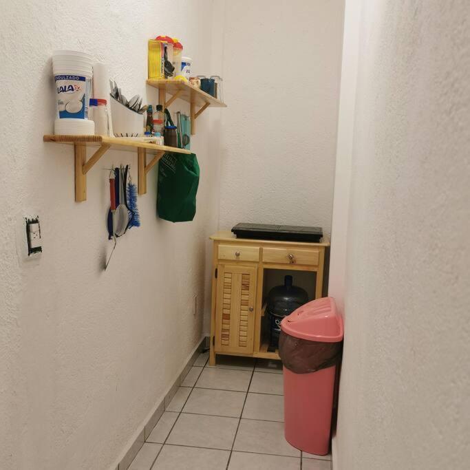 Lovely Studio Apartment With Balcony Ac & Wi-Fi, Minutes From Downtown! Zihuatanejo Extérieur photo