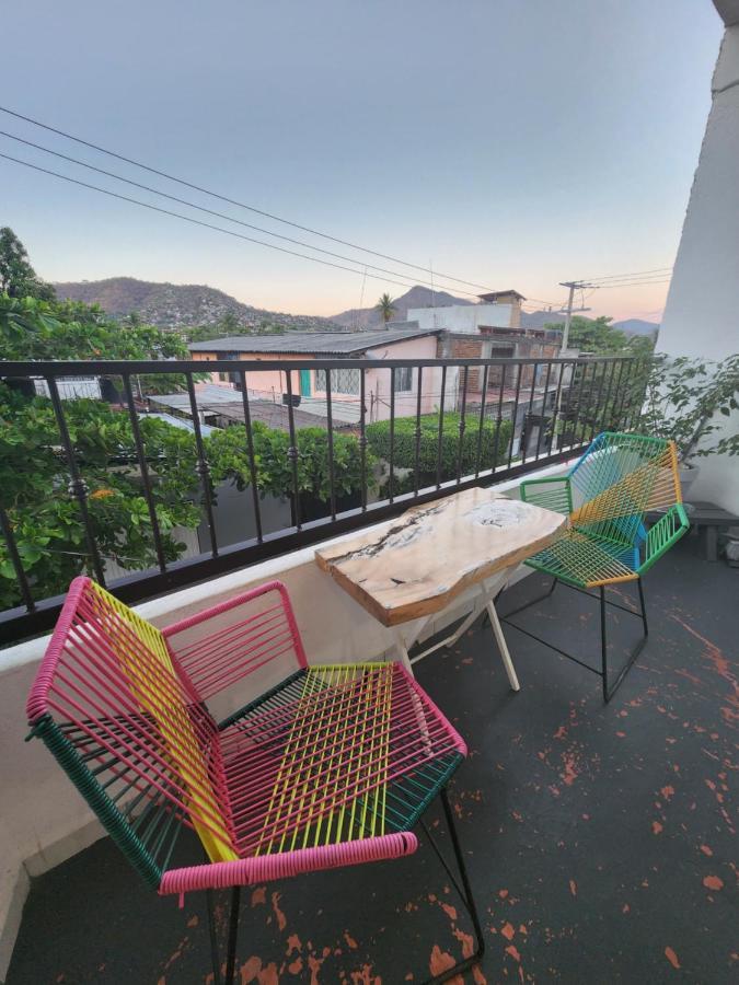 Lovely Studio Apartment With Balcony Ac & Wi-Fi, Minutes From Downtown! Zihuatanejo Extérieur photo